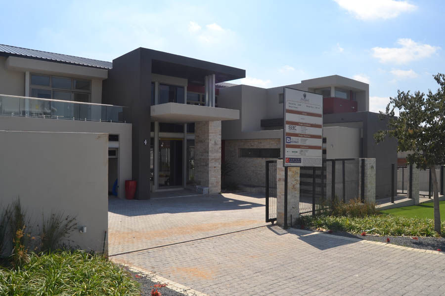 House Petse Exterior